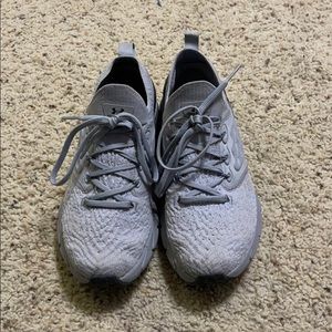 underarmor running shoes size w8